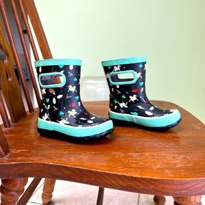 BOGS Rain Boots Pegasus Black Multi